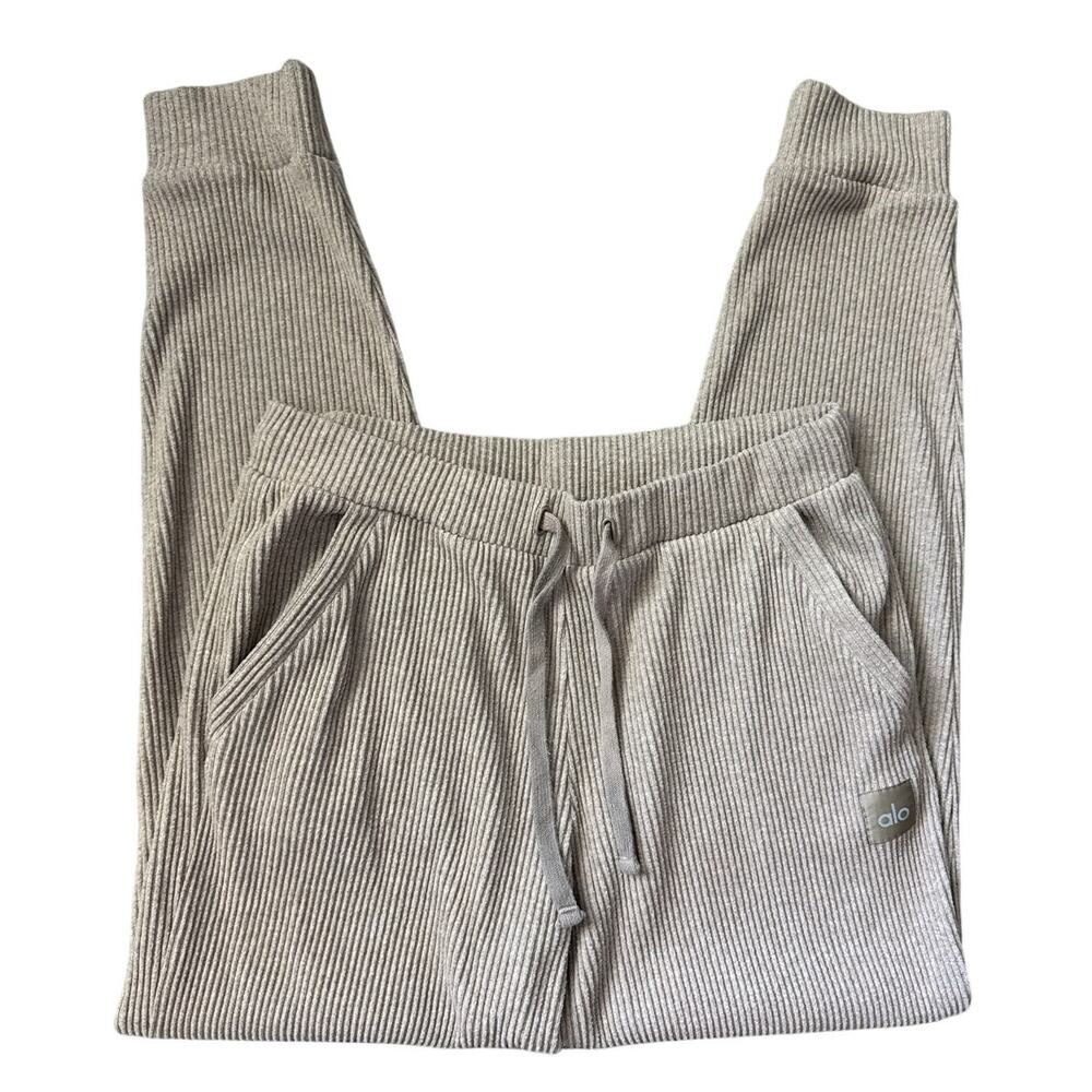 Alo Yoga Muse Sweatpants in Gravel Heather Size Large - Picture 7 of 11